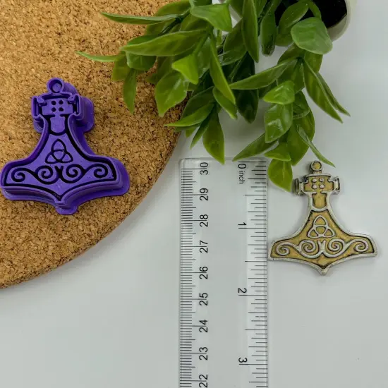 Thor Hammer Cutter {2}