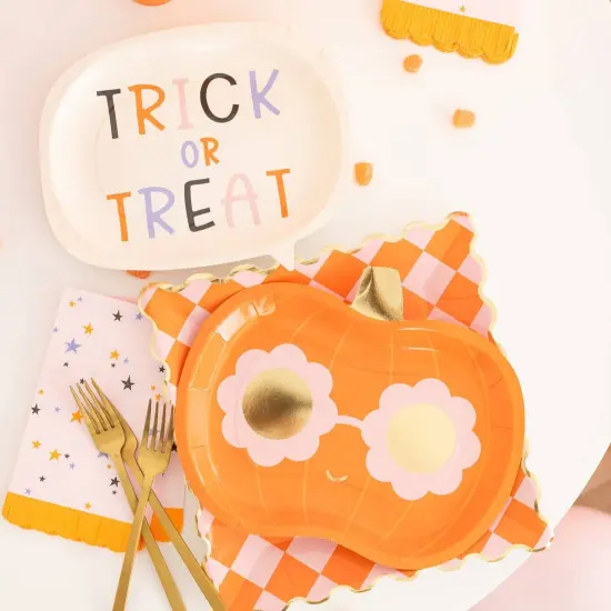 GROOVY PUMPKIN SHAPED PLATES {2}
