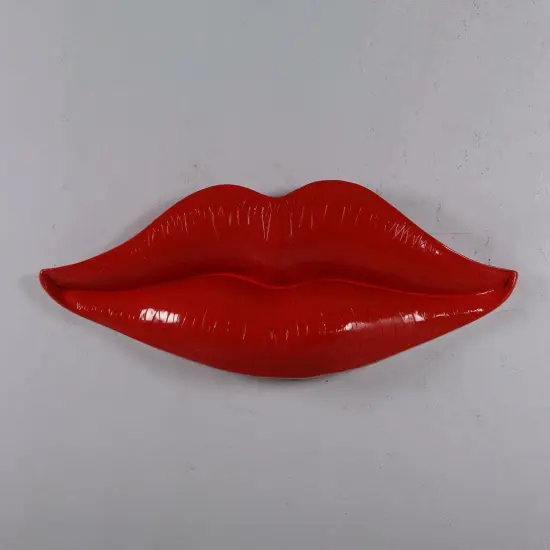 Lips Red Wall Decor Prop Resin Statue {4}