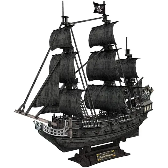 Model Battleship Kit - The Queen Anne's Revenge Pirate Ship. Papercraft 3D Puzzle {1}