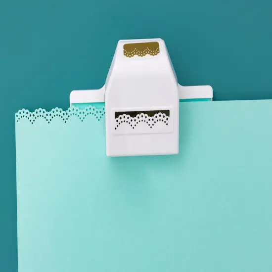 We R Edge Punch-Scallop Lace {4}