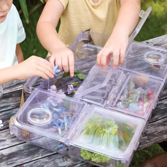 Kaplan Early Learning Company Traveling Treasures Discovery Lab {6}