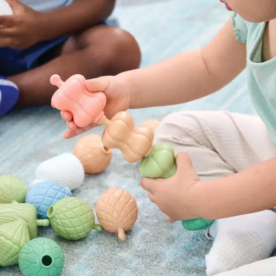 Kaplan Early Learning Company Easy-Link Nature Set - 35 Pieces {4}