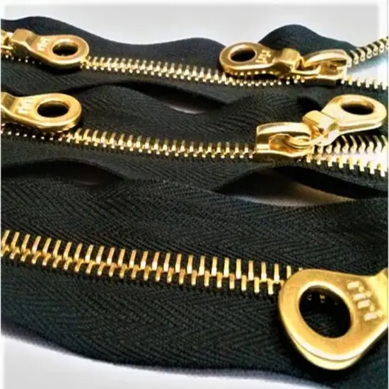 Zipper &ndash; Black 6MM Gold Plated Two-Way Separating 27.5" for Jackets {5}