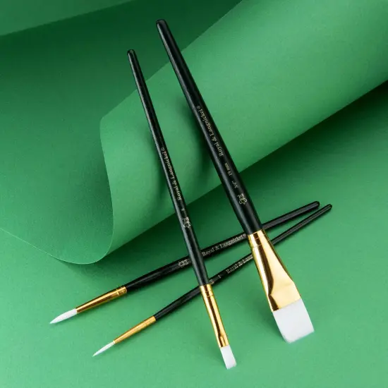 RSET-9142 | 4pc White Taklon Variety Brush Set {5}