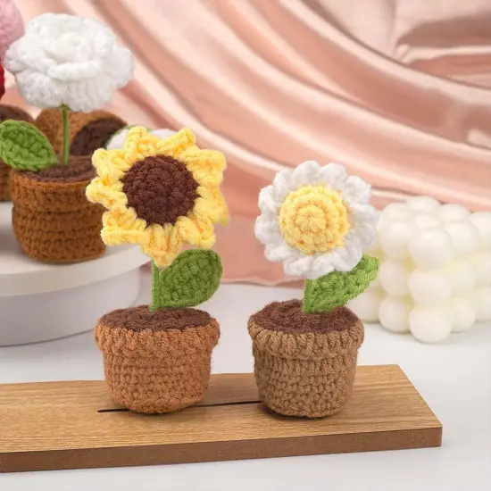 Handmade Crochet Flowers,Small Potted Knitted Desk Decorations Home Decoration Car Dashboard Decorations Crochet Artificial Flower (Daisy) {4}