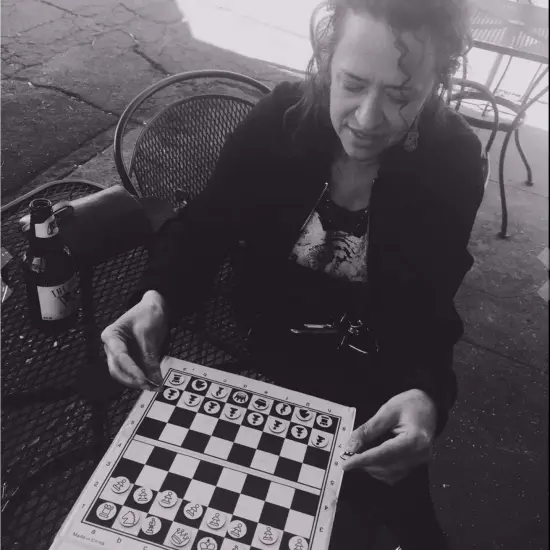 WE Games Magnetic Travel Chess Set Trifold {5}