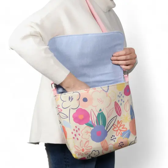 Crosscut Sewing Co.&reg; Messenger Bag Sewing Project Kit for Beginners Bold floral {6}