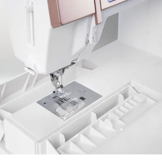 Janome Horizon Memory Craft 9410QC Computerized Quilting Machine {5}