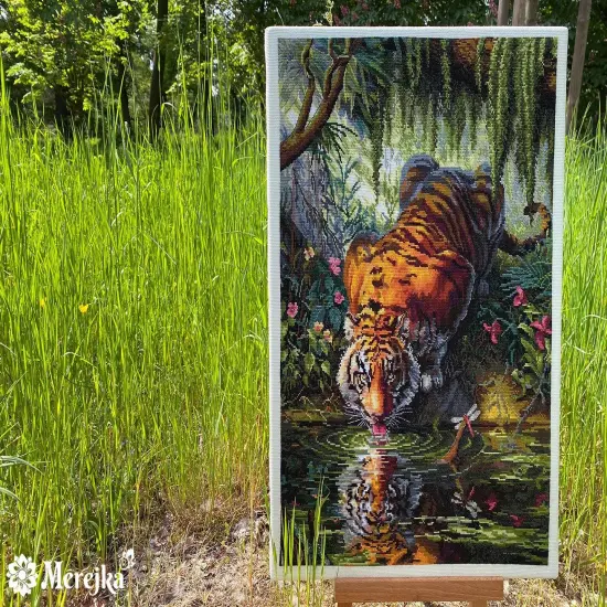 Aurora's Garden K-209 Counted Cross-Stitch Kit {3}