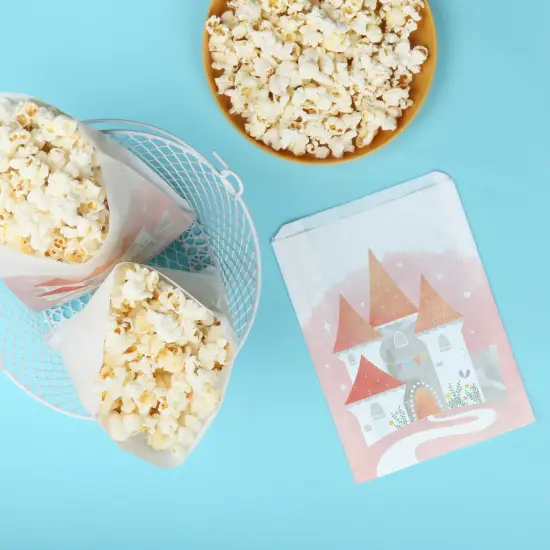 Big Dot of Happiness Princess Paper Treat Bags, Girls Birthday Party Candy Bags, Individual Greaseproof White Paper Sandwich Cookie Bags - 25 Count {3}