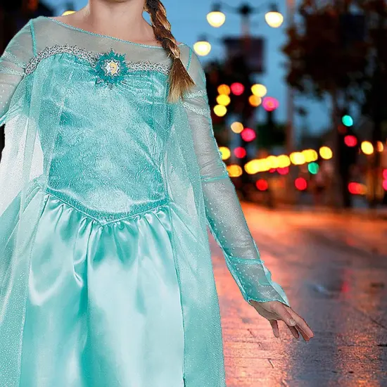 Girls Frozen Elsa Snow Queen Costume Perfect for Halloween {5}