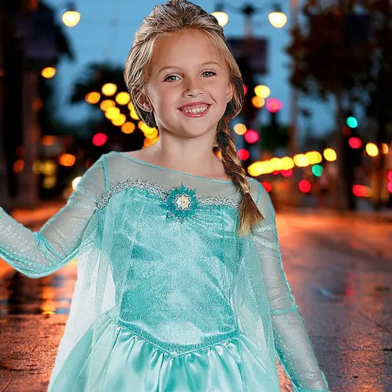 Girls Frozen Elsa Snow Queen Costume Perfect for Halloween {3}