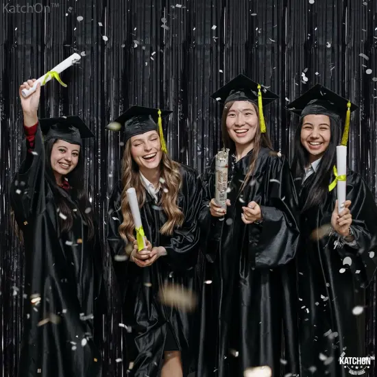 Fringe Backdrop for Black Party Decorations {4}