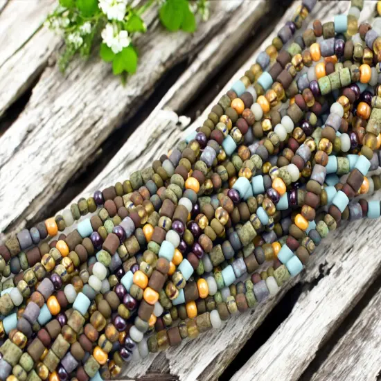 6/0 Aged Matte Gala Striped Picasso Mix Seed Beads (21" Strand) {3}
