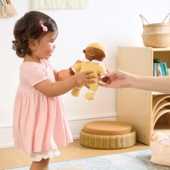 Kaplan Early Learning Company Cuddle Dolls - Set of 4 {3}