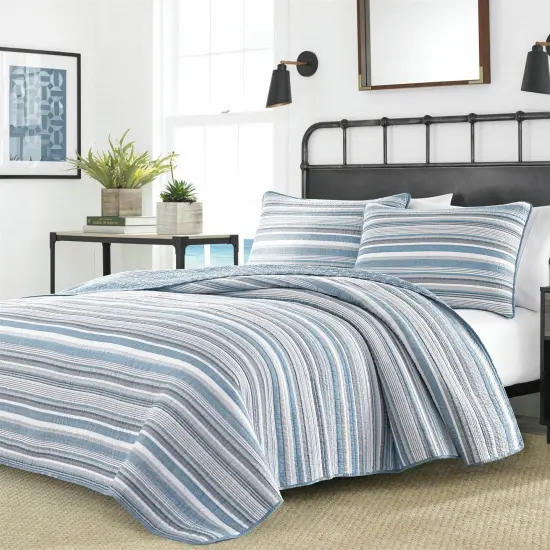 Lightweight Cotton Reversible Quilt Set Blue Grey White with Polyester Fill Machine Washable {4}