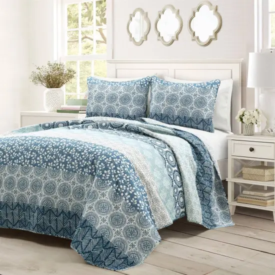 3-Piece Lightweight Bohemian Quilt Set with Reversible Blue Damask and Geometric Prints {1}