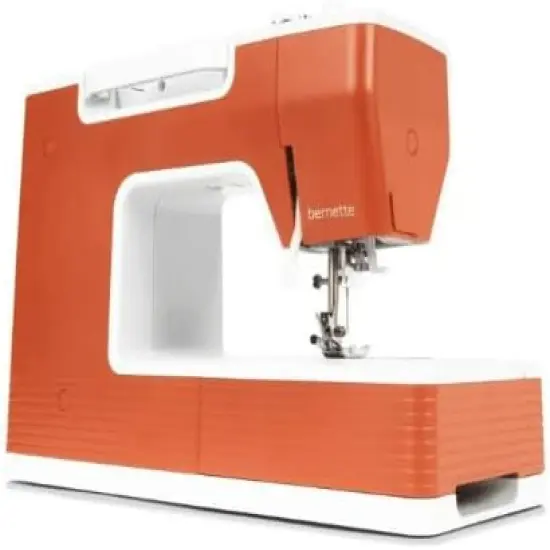 Bernette 05 Crafter Sewing Machine {2}