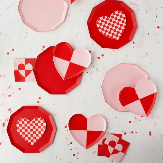 CHECK MATE HEART LARGE NAPKINS {6}