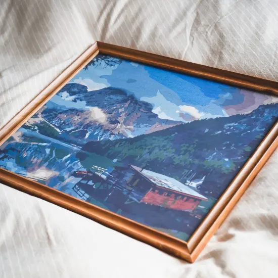 A Norwegian fjord cabin {7}