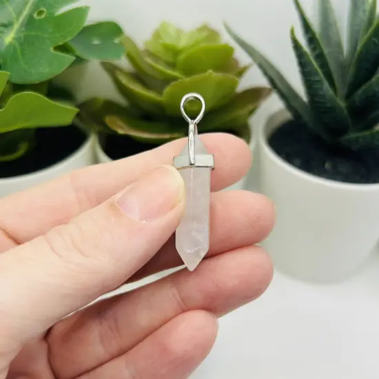 1, 4 or 20 Pieces: White Quartz Stone Pendants {3}