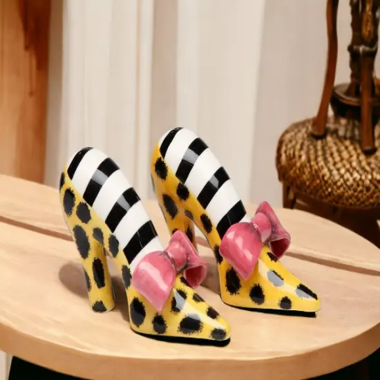 Ceramic Leopard Print Heels With Pink Bow Salt and Pepper Shakers, Home D&eacute;cor, Gift for Her, Gift for Mom, Kitchen D&eacute;cor {2}
