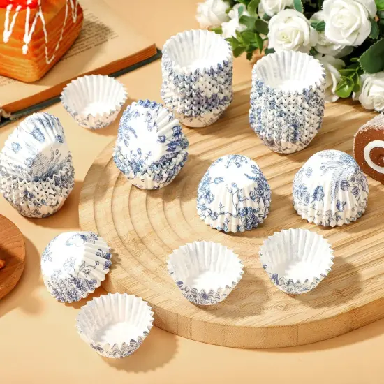 800 Pcs Blue and White Flower Cupcake Liners Flower Cupcake Wrappers Grease Proof Blue Muffin Liners Disposable Cupcake Papers Baking Cups for Baking Weddings Party (1.38 x 0.79 inch) {3}