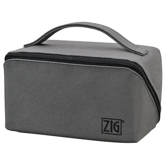 Zig&reg; Comic Set, Markers and Fineliners {3}