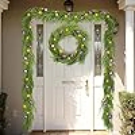 Greenery Garland with Christmas Ball Battery {4}