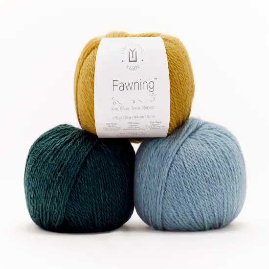 Fawning by Universal Yarn - Baby Alpaca / Merino Wool DK Yarn - 15 colors 103 raven {2}