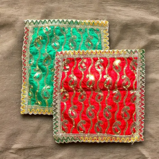Cloth Pooja Mat Aasan Decorative Silk Mix Fabric Cloth for God Goddess Idol Puja Asan Mandir Temple Home Office Decor Base Chowki Asana Indian Festival Diwali Decoration - Housewarming Gift Red {2}