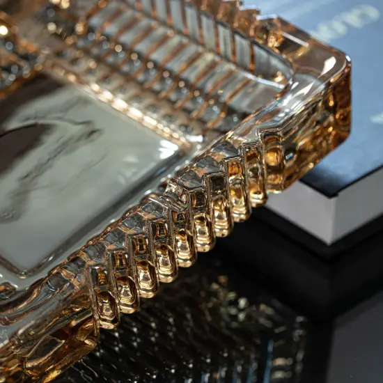 Basicwise Luxury Large Glass Ashtray with 4 Slots for Cigarettes and Cigars, Transparent Square Design for Men - Ideal for Home, Office and Tabletop Decoration - Perfect for Indoor and Outdoor Use {5}