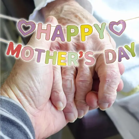 Happy Mother&rsquo;s Day Banner We Love Mom Day Garland {2}