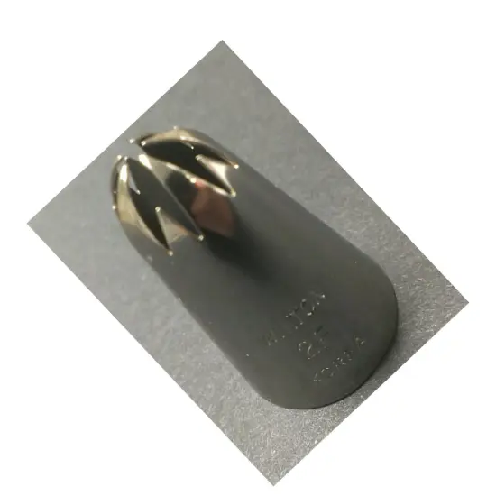 Wilton Closed Star Decorating Tip {3}