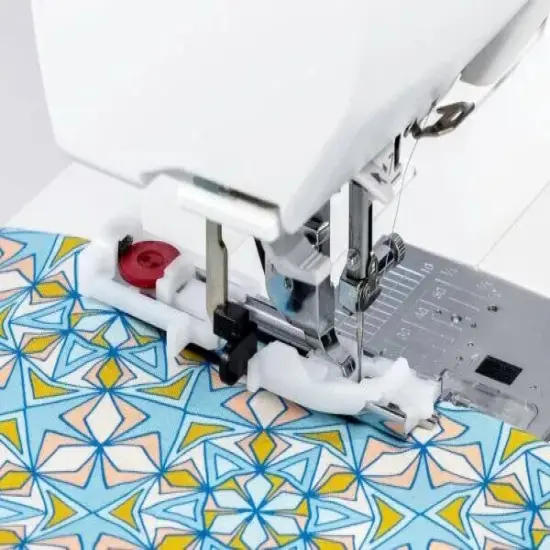 Janome Memory Craft 1000 Sewing and Embroidery Machine {6}