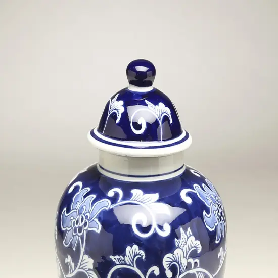 AA Importing 59946 10 Inch Blue & White Ginger Jar {4}