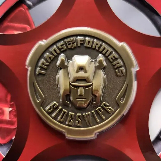 Transformers MP12 Sideswipe Bonus Gold Coin Accessory {3}