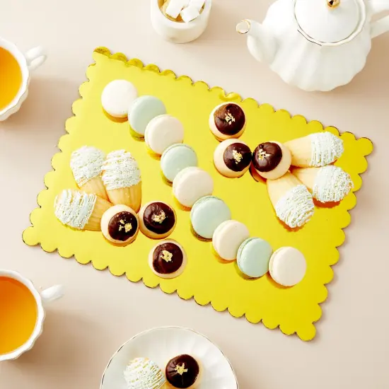 12 Pack Quarter Sheet Gold Cake Boards, 10x14 Inch Scalloped Foil Rectangle Dessert Bases for Cupcakes {2}
