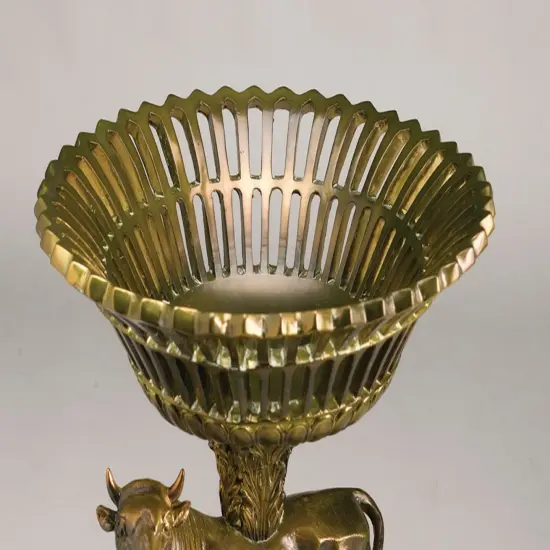 AA Importing Bull Compote, Bronze Finish Brown {3}