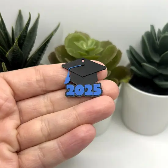 1, 4, or 20 Pieces: Blue and Black 2025 Graduation Cap Charms {2}