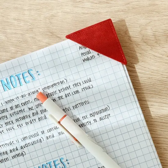 Wrapables Leather Corner Bookmarks, Page Marker, Reading Supplies (Set of 8), Triangles {4}