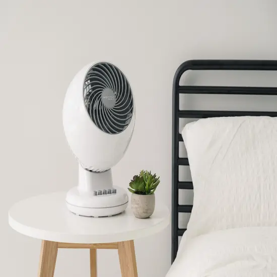 IRIS USA WOOZOO Fan, Oscillating Desk Fan, Table Air Circulator, Fan for Bedroom, 3 Speeds, 12&deg; Adjustable Tilt, 35 db Low Noise {5}