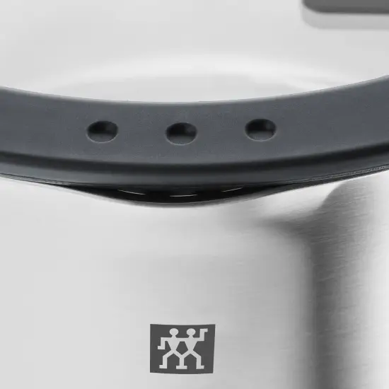 ZWILLING Simplify 1.6- qt Stainless Steel Saucepan with Lid {7}