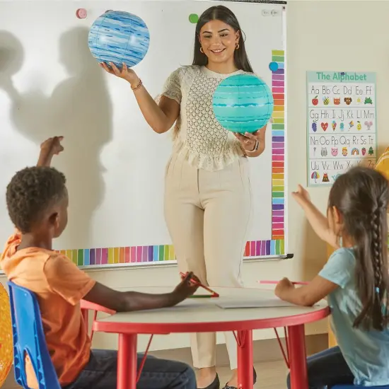 Learning Resources Inflatable Solar System {4}