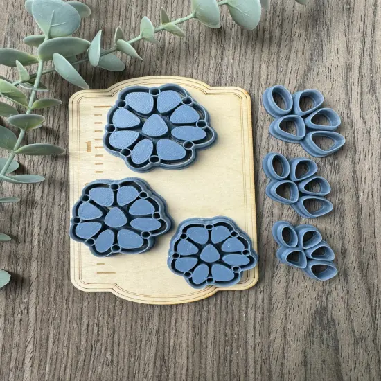 Organic Daisy Cluster | Faux Turquoise | Country Western Clay Cutters {1}