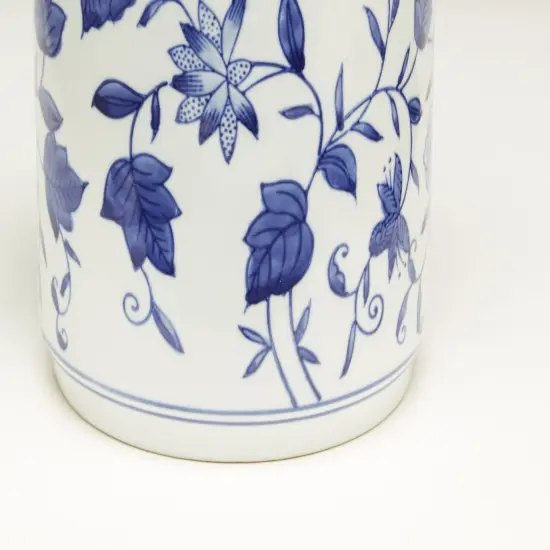 AA Importing 59791 Blue And White Round Jar With Lid {3}