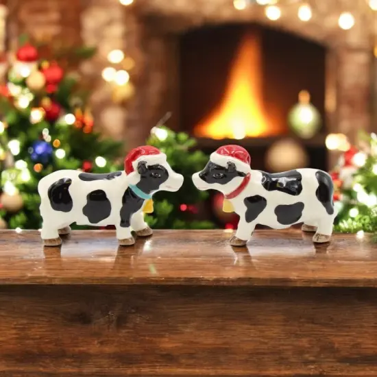 Ceramic Christmas Cow Salt and Pepper Shaker Set, Christmas Decor, Farmhouse Kitchen Decor, Gift for Her {1}