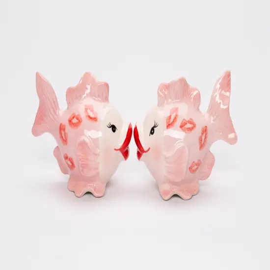 Ceramic Pink Fish with Kiss Marks Salt and Pepper, Home D&eacute;cor, Gift for Her, Mom, Kitchen D&eacute;cor, Valentine&rsquo;s Day D&eacute;cor, Romantic D&eacute;cor {2}