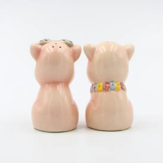Hand Painted Ceramic Happy Pigs Salt And Pepper Shakers, Home D&eacute;cor, Gift for Her, Gift for Mom, Kitchen D&eacute;cor, Farmhouse Decor {6}